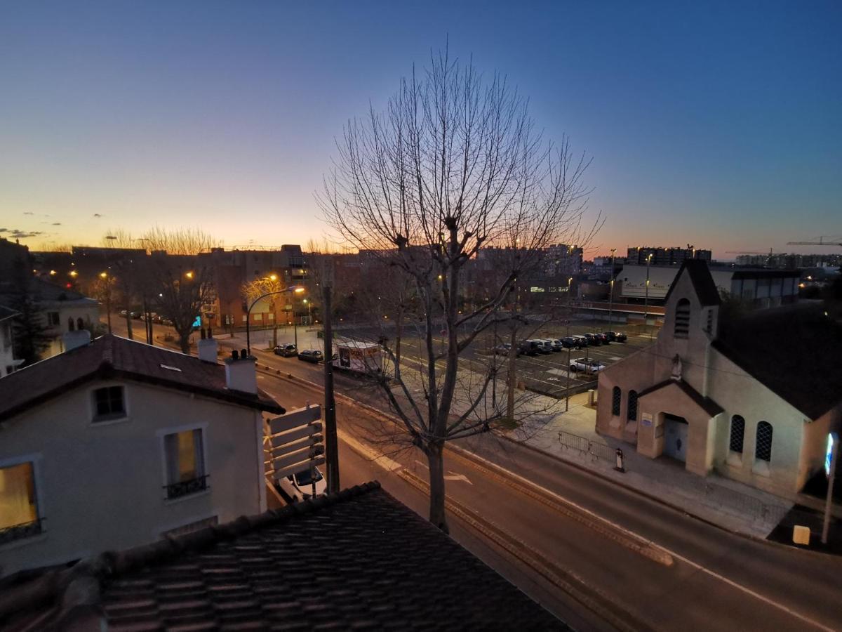 Bagneux Paris Confort Netflix Rer B Exteriér fotografie